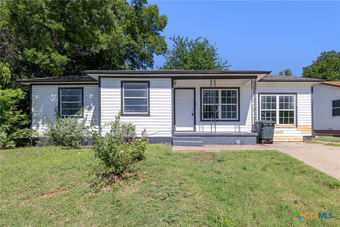 1303 N W S Young Drive Property Photo 1