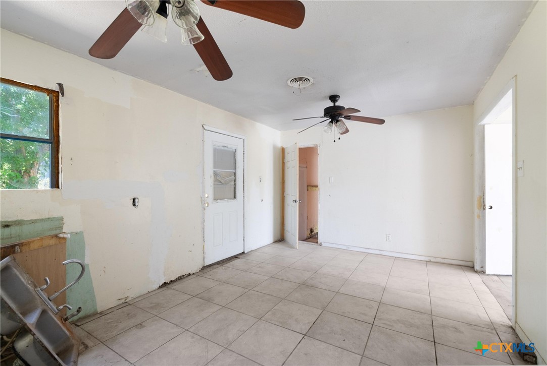 1303 N W S Young Drive Property Photo 10