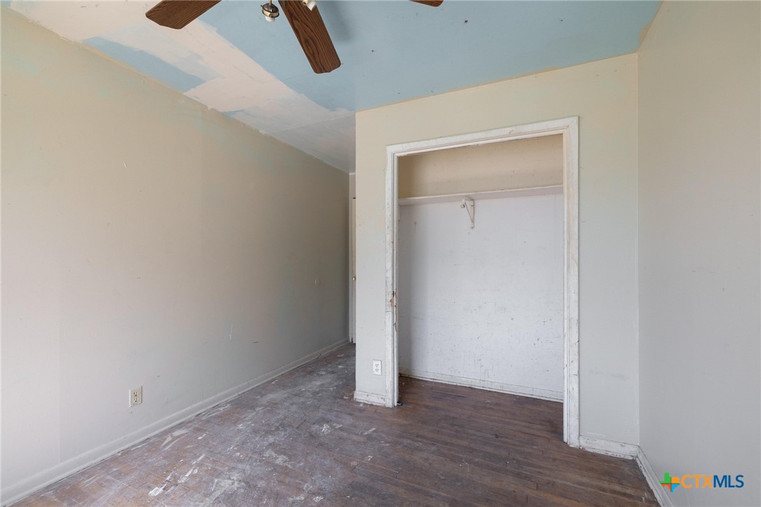 1303 N W S Young Drive Property Photo 18