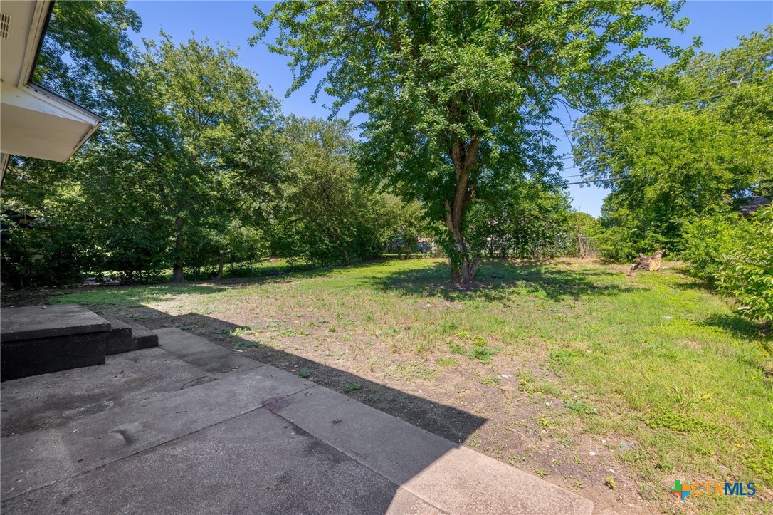 1303 N W S Young Drive Property Photo 21