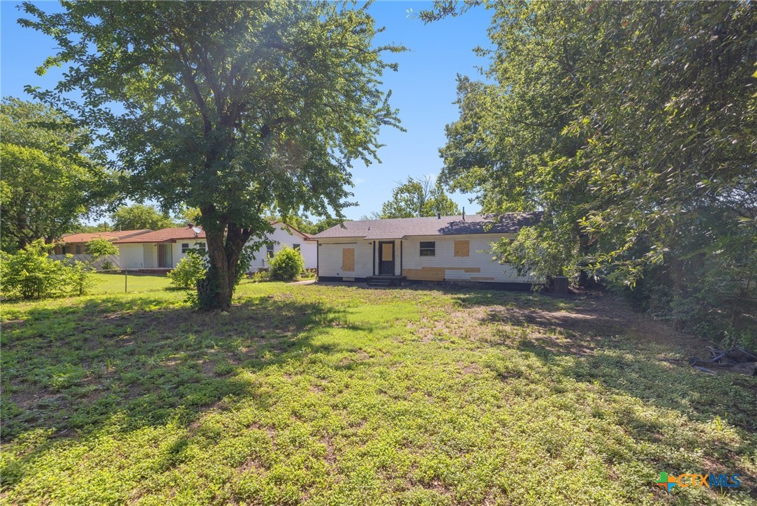 1303 N W S Young Drive Property Photo 23