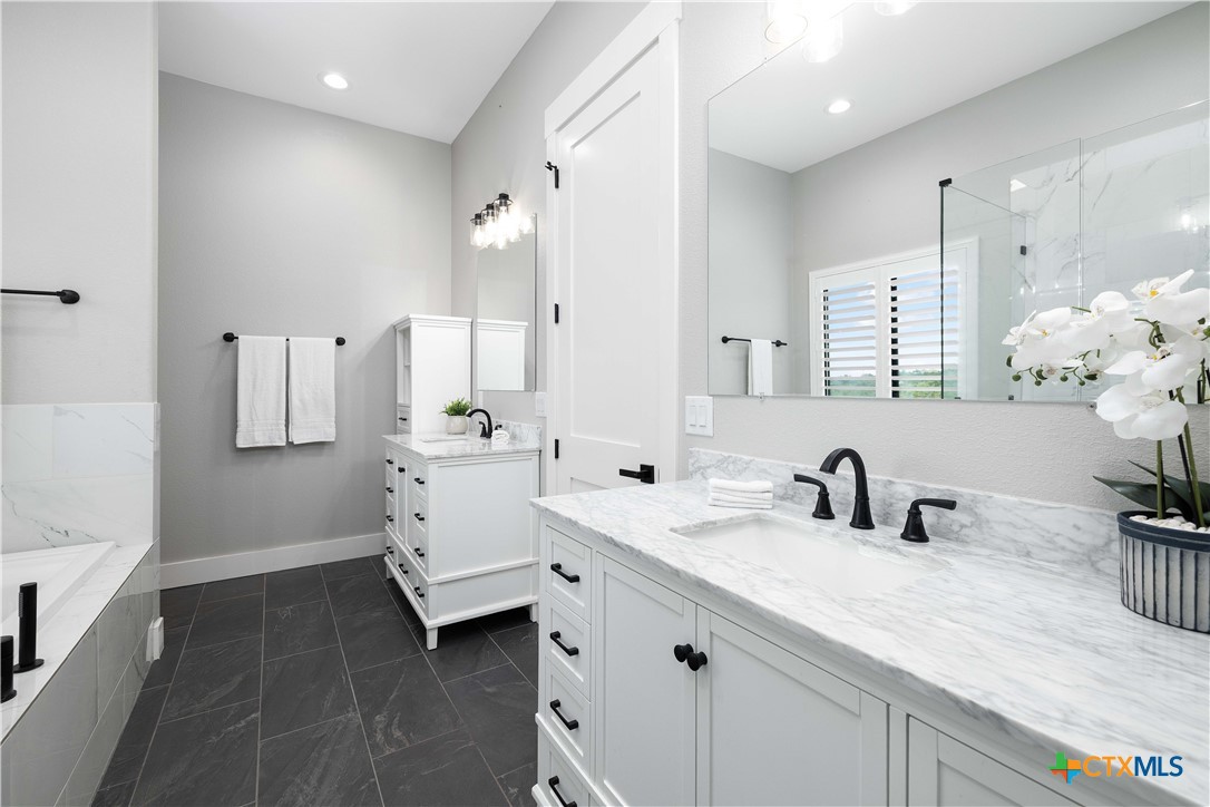 537 Compass Rose Property Photo 14