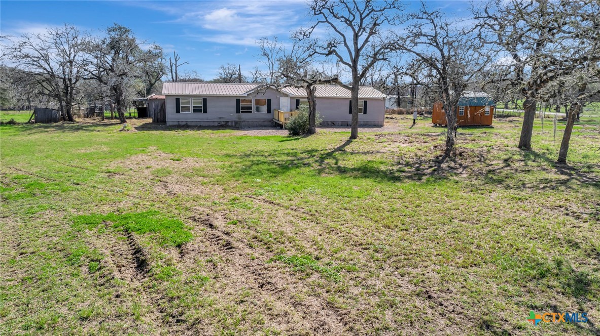 233 Chris Thompson Road Property Photo 1