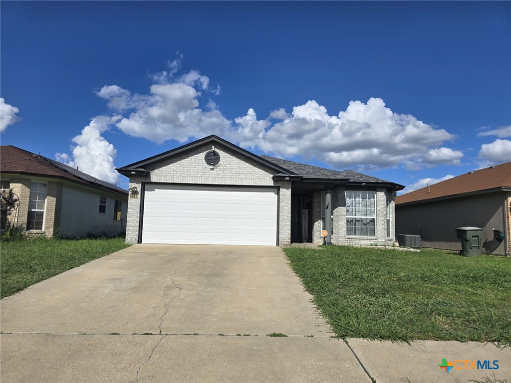 2814 Blackburn Drive Property Photo 1