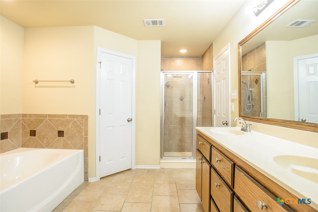 2102 Golden Eagle Drive Property Photo 19