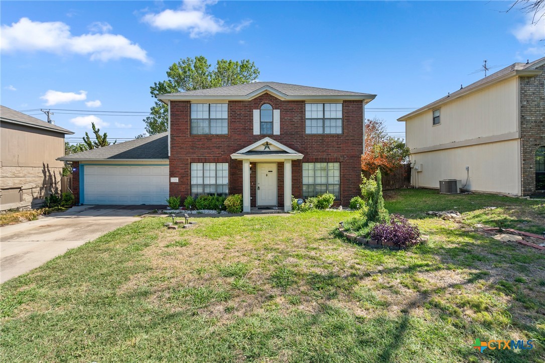 1506 Bristol Drive Property Photo 2