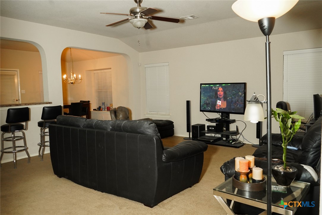 306 Wild Plum Property Photo 3