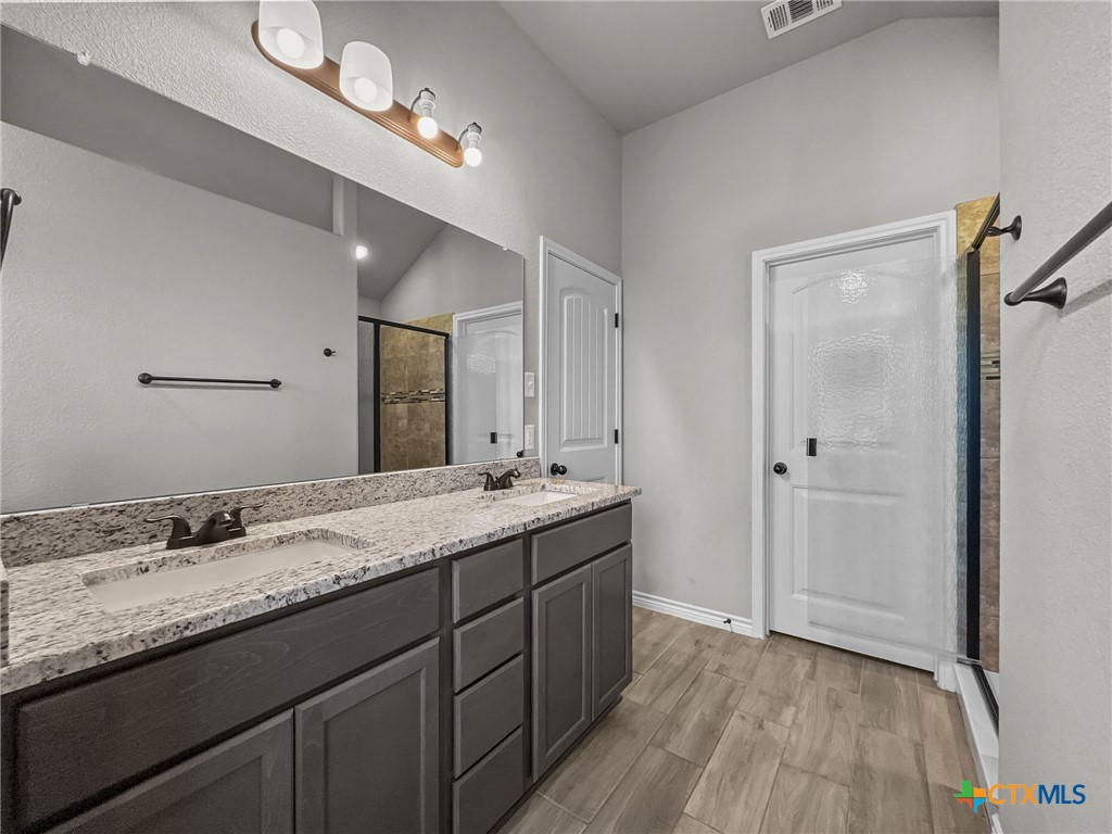 5205 Colina Drive Property Photo 13