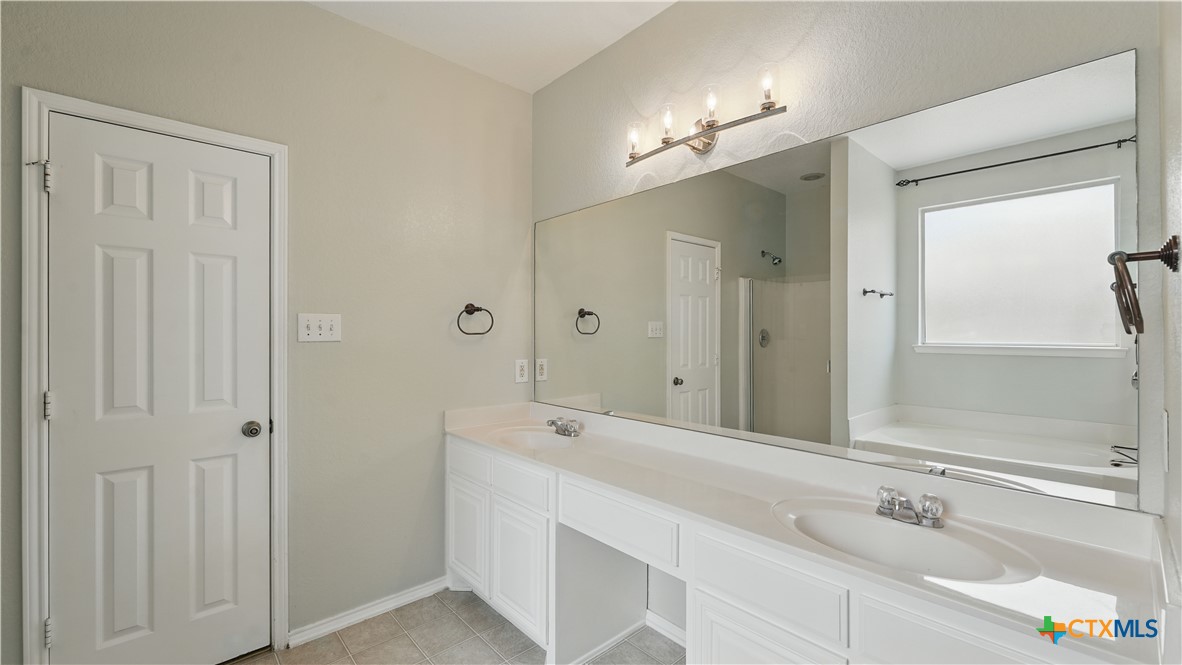 2166 Jolie Court Property Photo 15