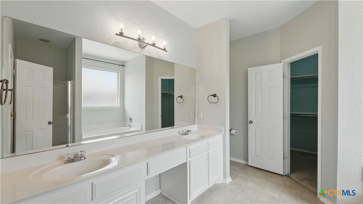 2166 Jolie Court Property Photo 17