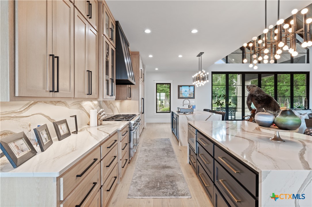 19102 Post Oak Road Property Photo 11