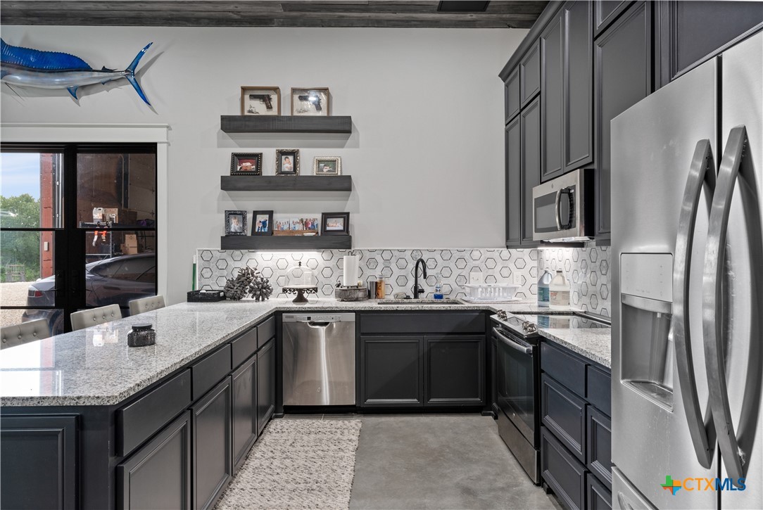 19102 Post Oak Road Property Photo 32