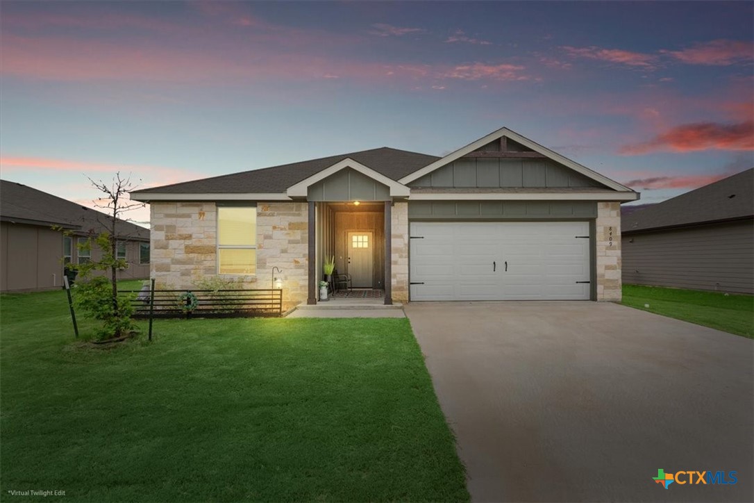 8409 Glade Drive Property Photo 1