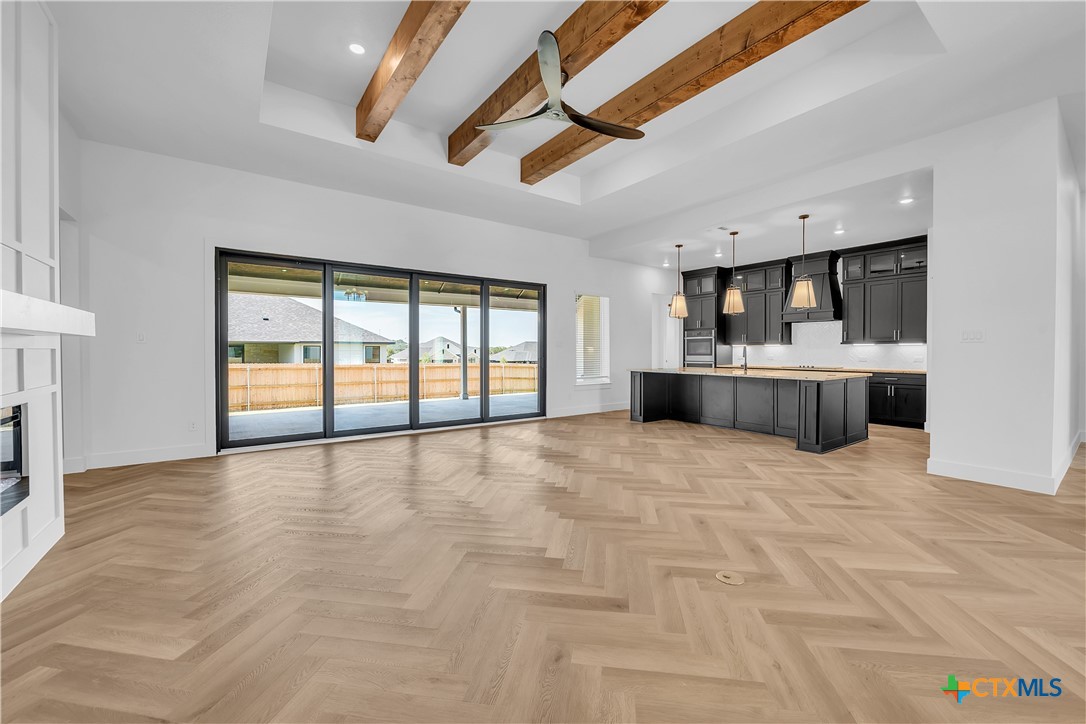 2022 Gray Fox Drive Property Photo 6