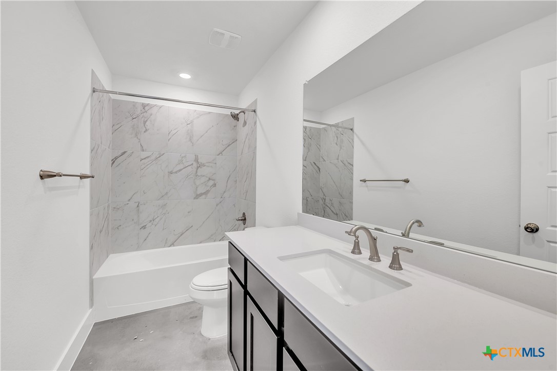 1166 Lexington Drive Property Photo 12
