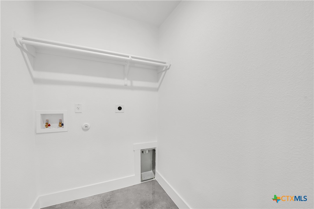 1166 Lexington Drive Property Photo 13
