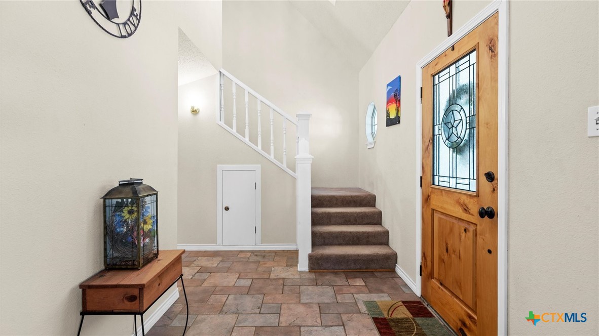 689 Abels Way Property Photo 10