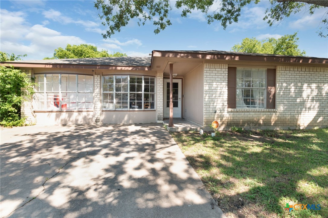2110 Robert E Lee Drive Property Photo 1