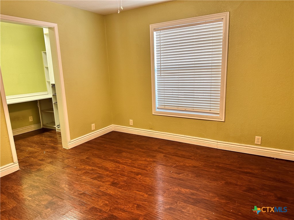 717 Barbara Drive Property Photo 5
