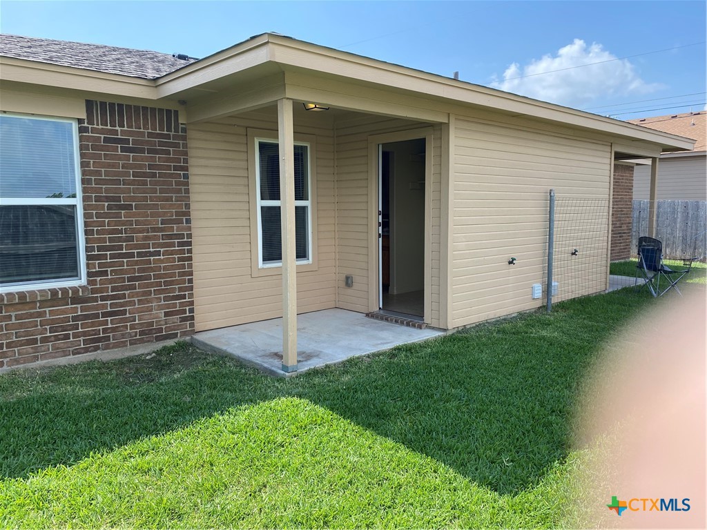 209 Ryan Circle Property Photo 3