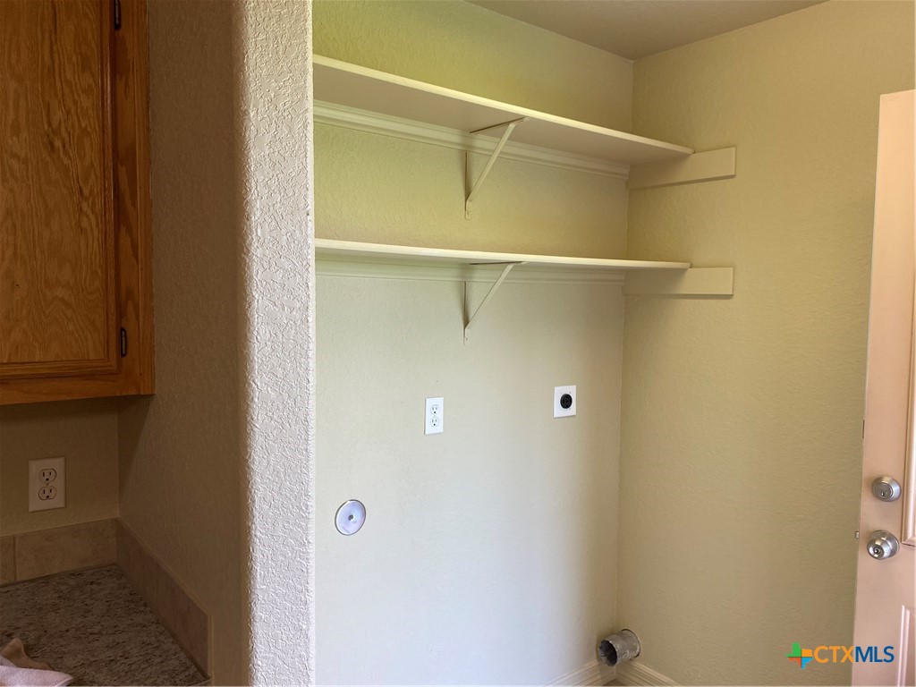 209 Ryan Circle Property Photo 7