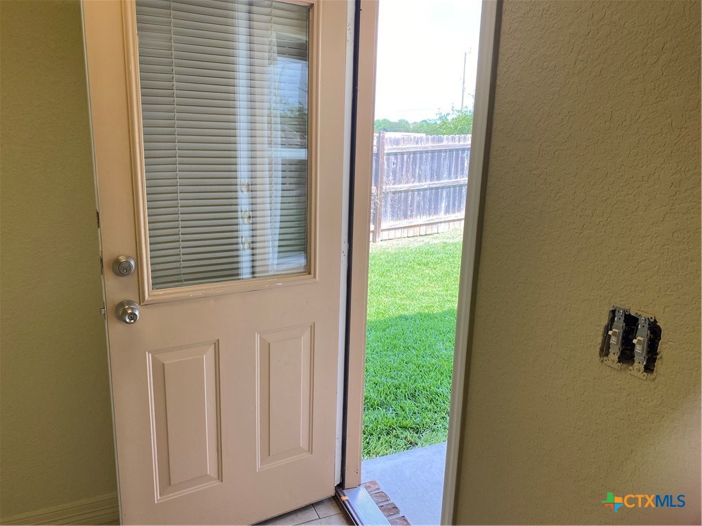 209 Ryan Circle Property Photo 8