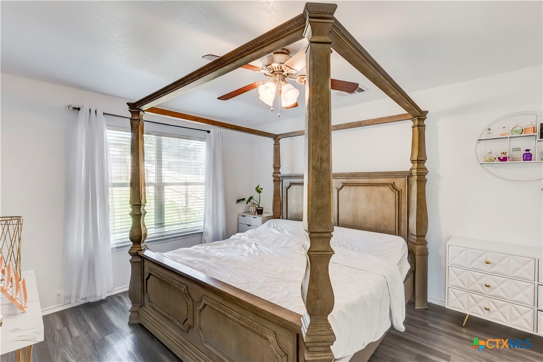 5500 Lions Gate Lane Property Photo 17
