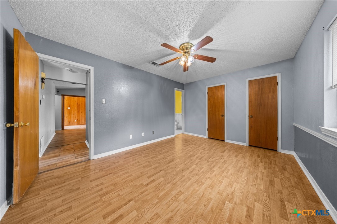 101 E Hogan Drive Property Photo 13