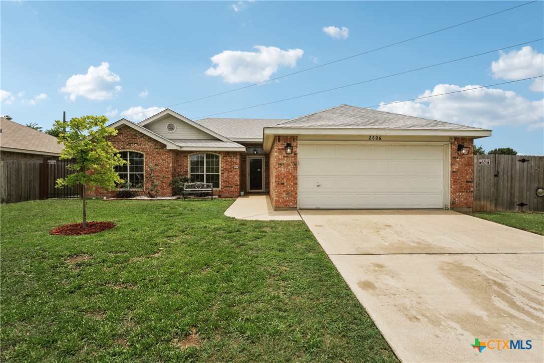 2606 Wesley Drive Property Photo 1