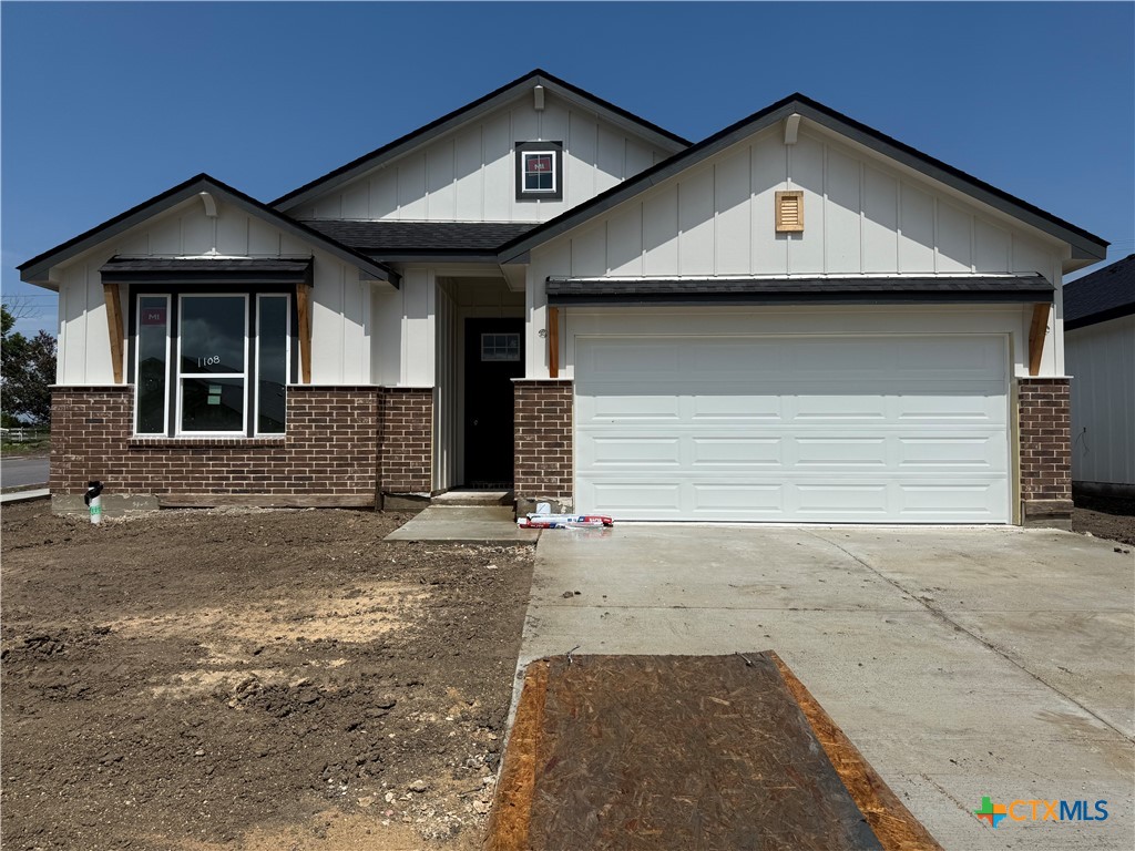 1108 Peppermint Drive Property Photo 1