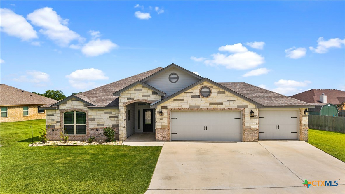 7511 Wind Chime Way Property Photo 2