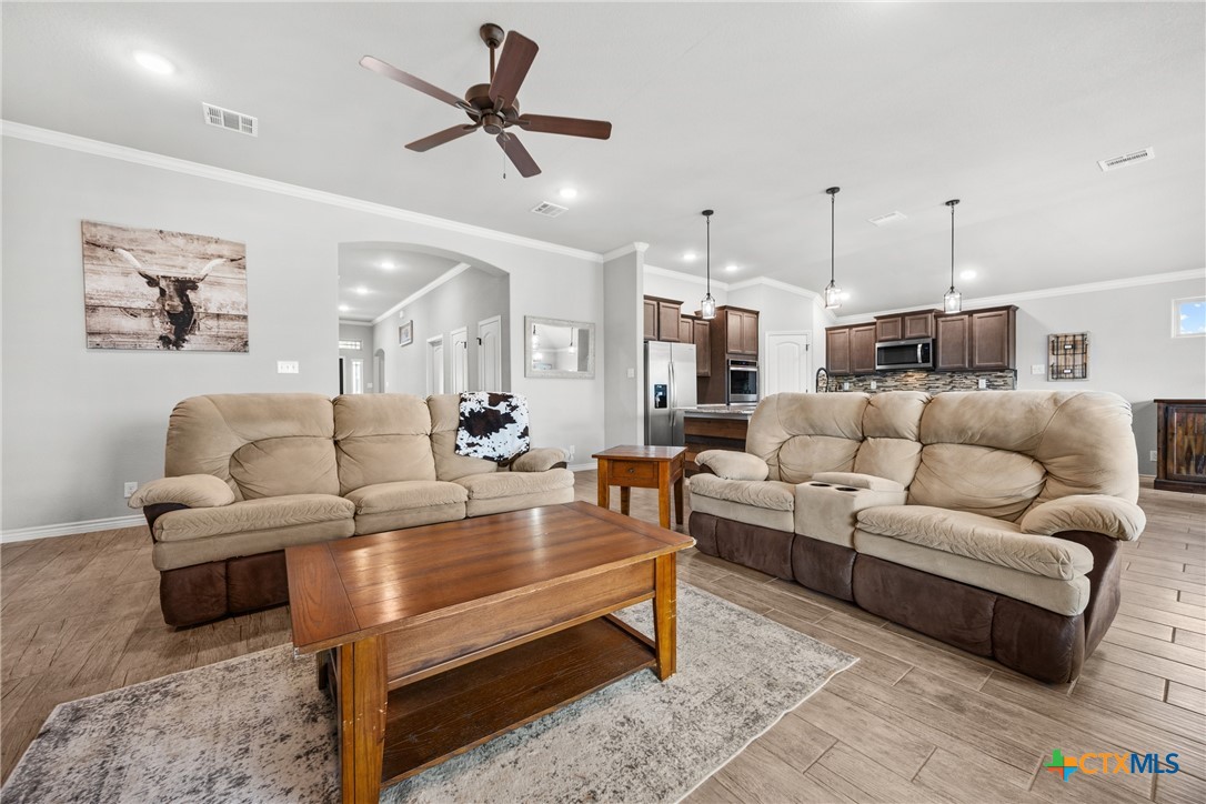 7511 Wind Chime Way Property Photo 6