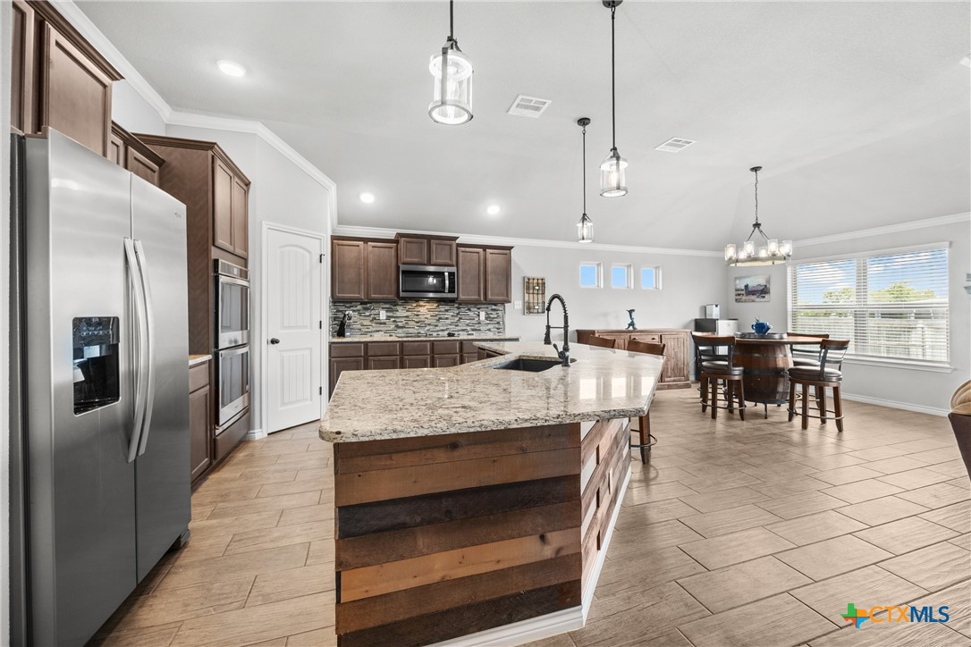 7511 Wind Chime Way Property Photo 11