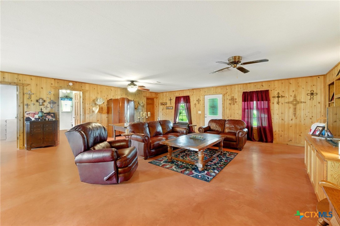 444 Wattsville Road Property Photo 4
