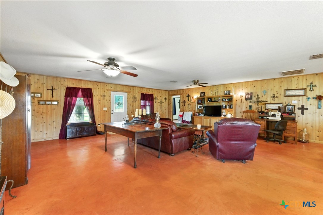 444 Wattsville Road Property Photo 5