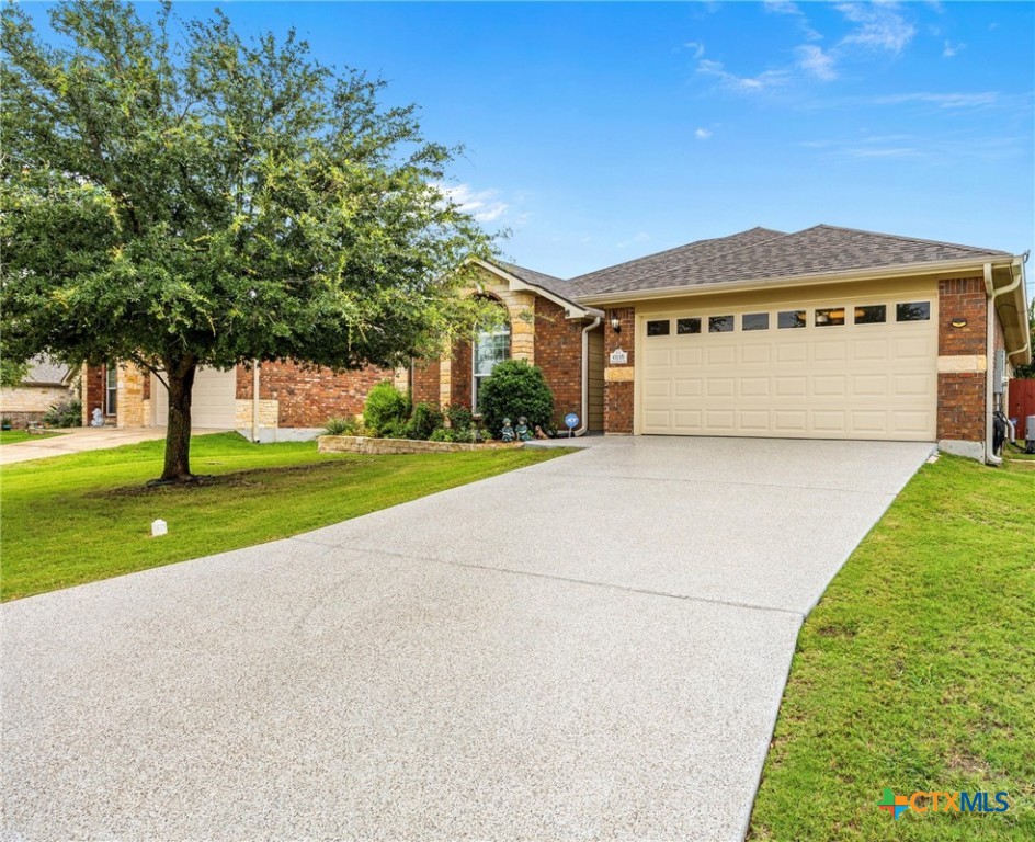 6115 Alexandria Drive