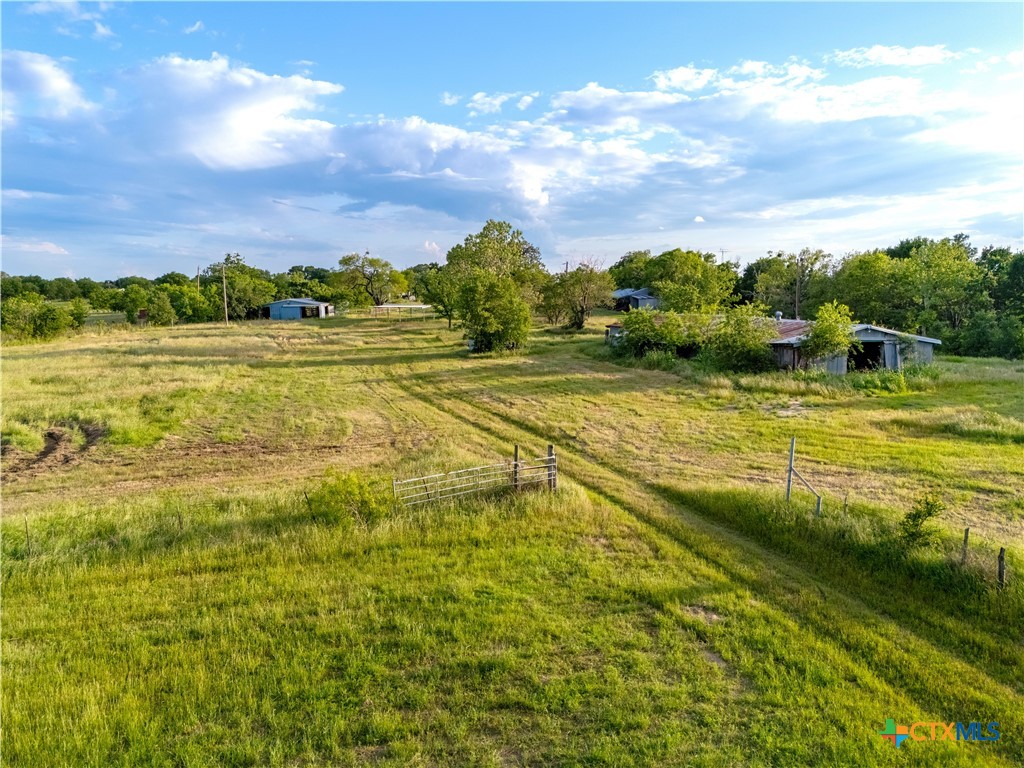 980 N League Ranch Road Property Photo 11