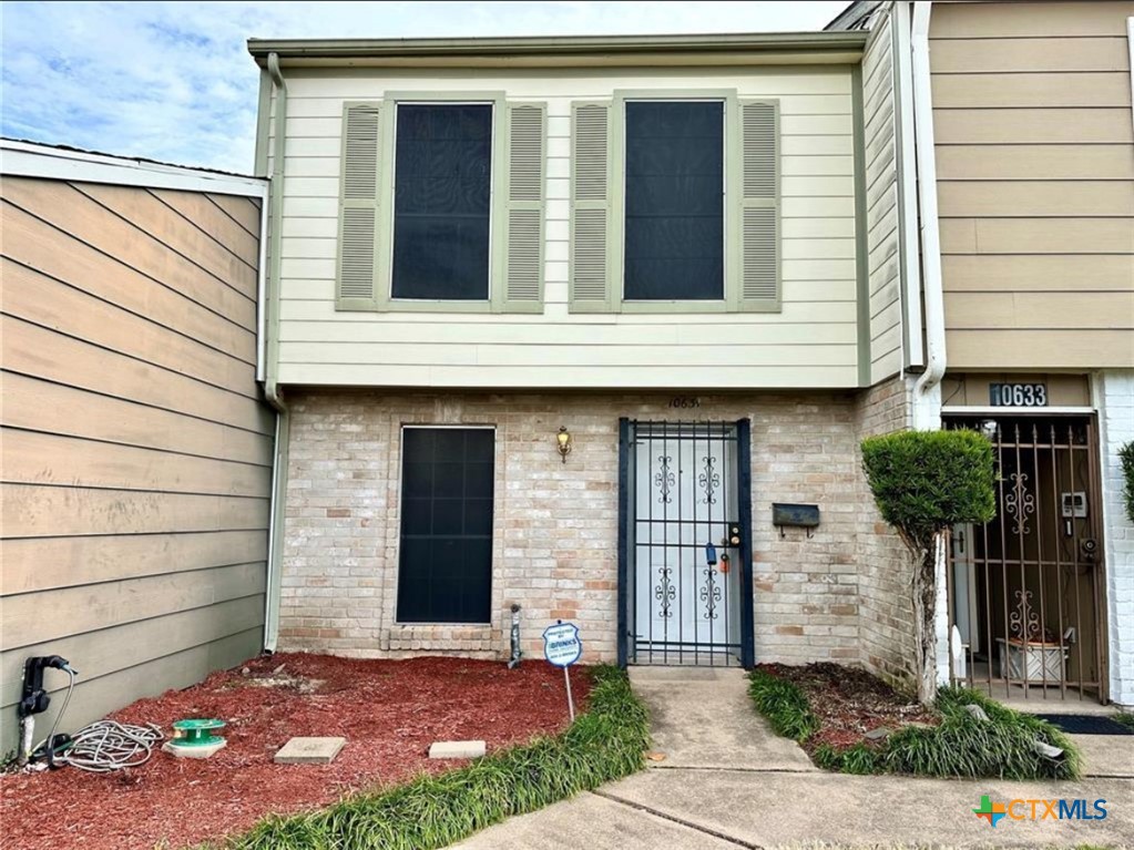 10631 Sandpiper Drive Property Photo 1