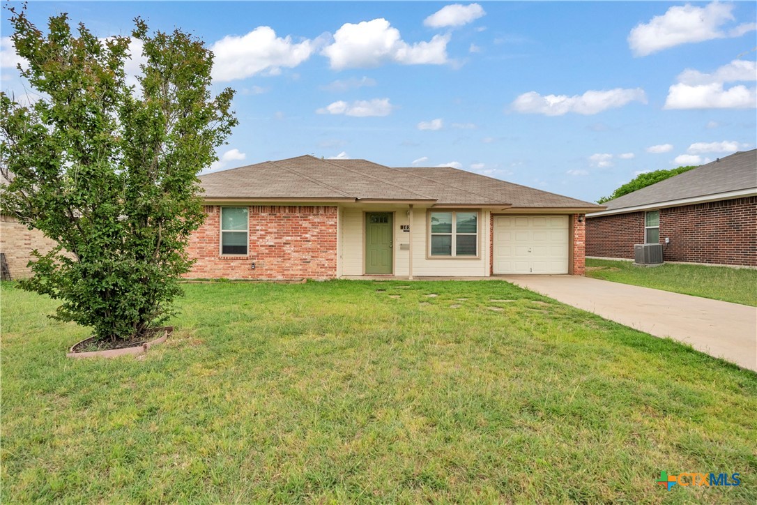 105 Boxer Street Property Photo 1