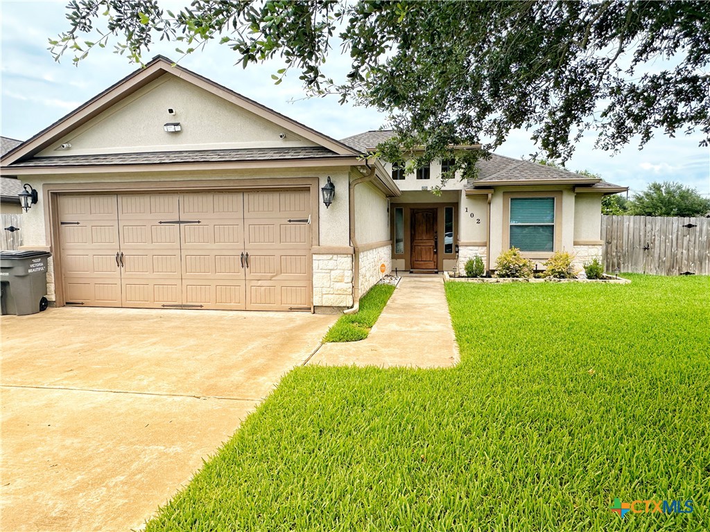 102 San Polo Court Property Photo 1