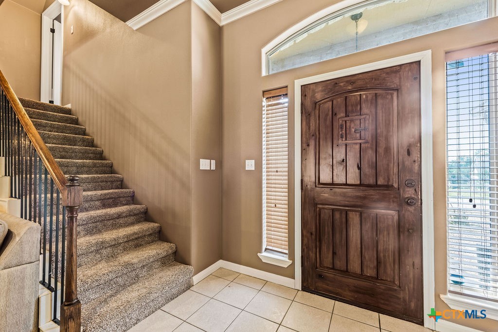 10 Long Bow Lane Property Photo 4