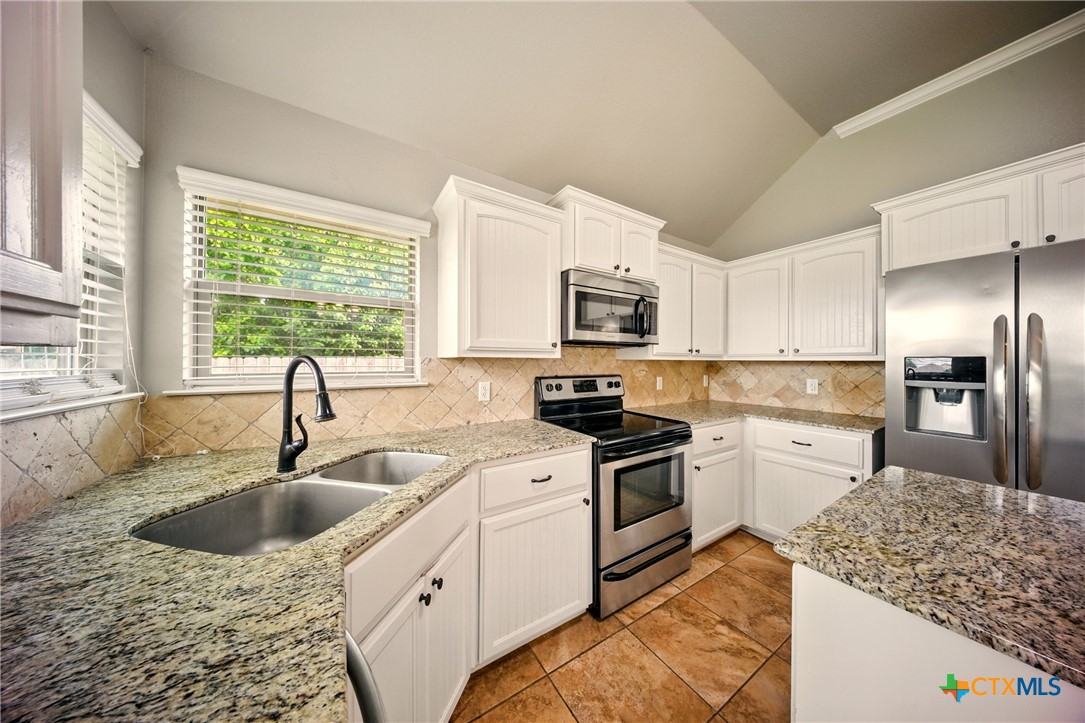 412 Coventry Drive Property Photo 14