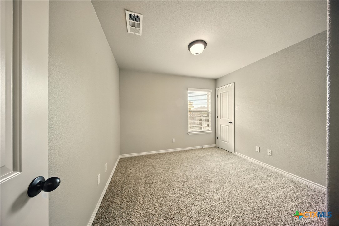 412 Coventry Drive Property Photo 22