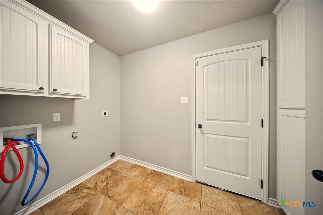 412 Coventry Drive Property Photo 25
