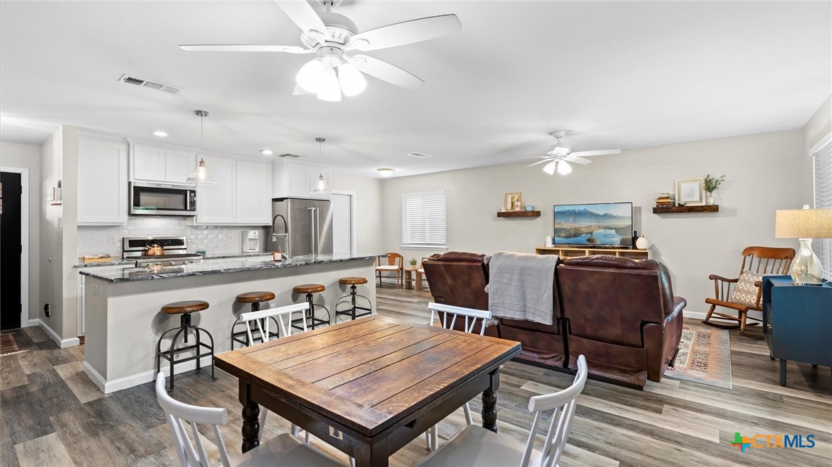 1406 Shannon Circle Property Photo 12