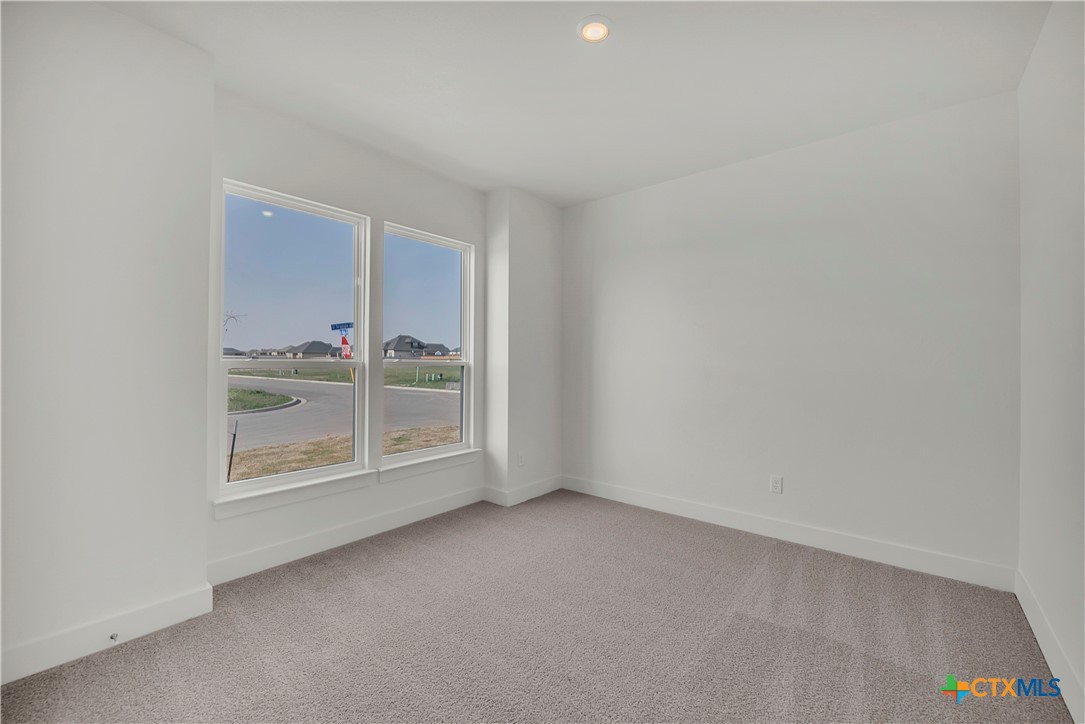 2306 Healy Drive Property Photo 12