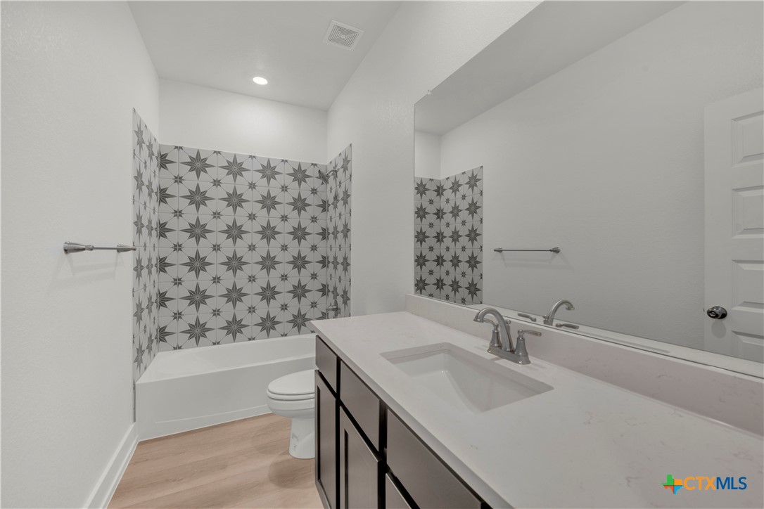 2306 Healy Drive Property Photo 13