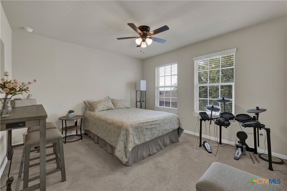 6333 Iris Run Property Photo 33
