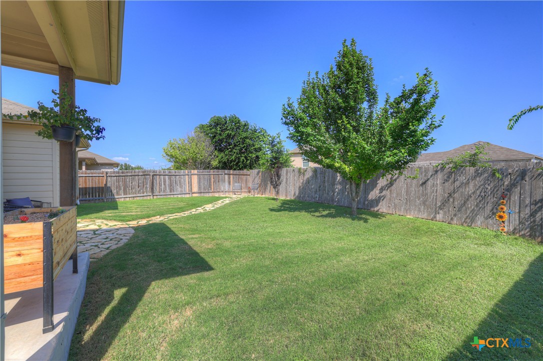 6333 Iris Run Property Photo 41
