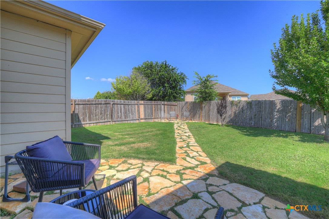 6333 Iris Run Property Photo 44